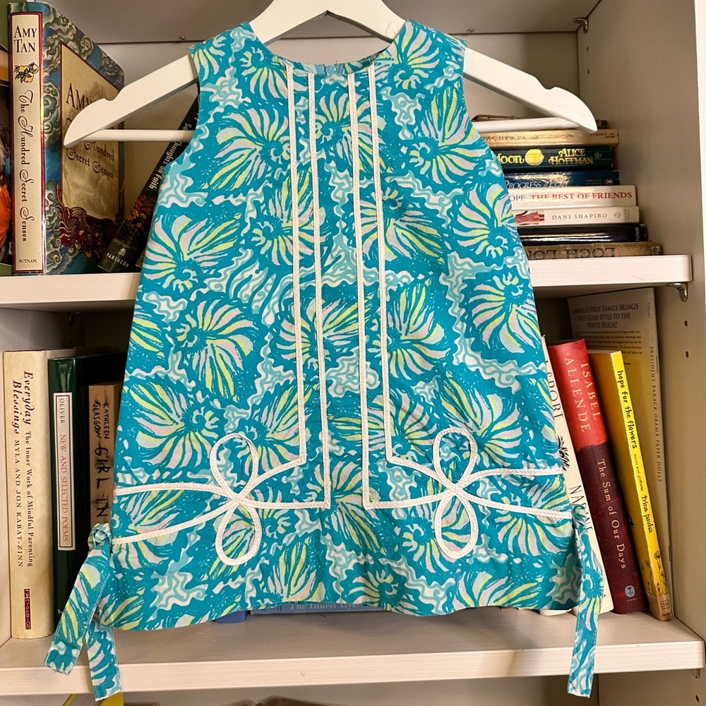 Lilly Pulitzer Blue Seashell dress.  Size 2